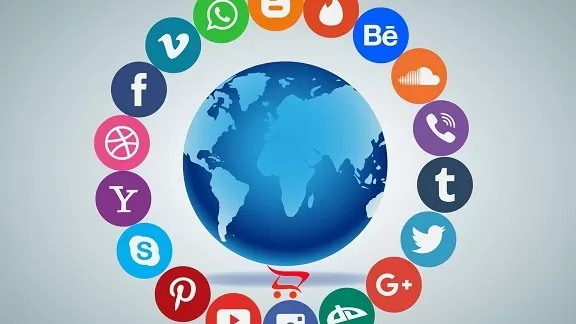 Advantages and disadvantages of social media